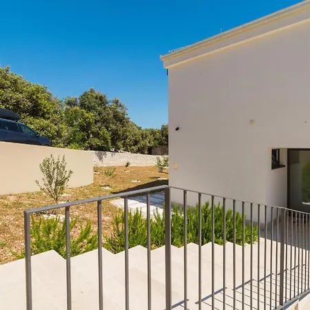 Lovely In Supetar Brac Holiday home
